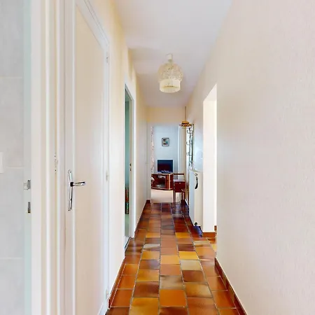 Lovely In With Kitchen