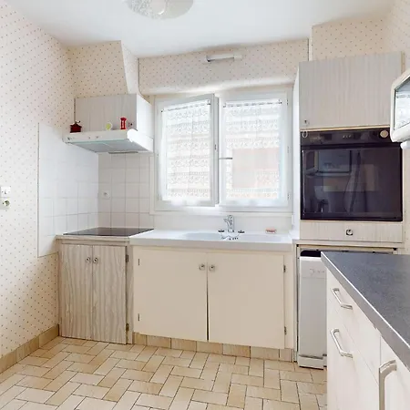 Holiday home Lovely In With Kitchen *